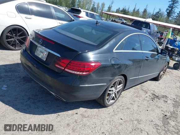 2014 Mercedes-Benz E 350 с VIN WDDKJ5KB8EF247908, выставлен на аукционе IAAI как лот 41916727 с пробегом 179 762 миль миль и . История ставок и продаж доступна на DreamBid. Изображение 4.