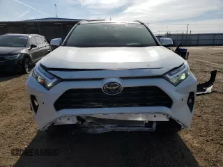2022 Toyota RAV4 Hybrid XLE Premium with VIN JTMB6RFV1ND521761, listed as a Copart auction lot 54263055 with 46,391 mi miles and Salvage title. Bid and sale history available at DreamBid. Image 5.