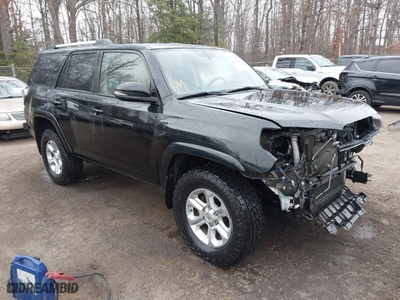 2019 Toyota 4Runner SR5 with VIN JTEBU5JR8K5700020, listed as a IAAI auction lot 41691677 with 70,562 mi miles. Bid and sale history available at carsss.com. Image 1.