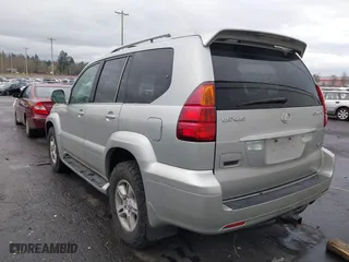 2003 Lexus GX 470 with VIN JTJBT20X130004567, listed as a IAAI auction lot 41848128 with 237,800 mi miles. Bid and sale history available at carsss.com. Image 3.