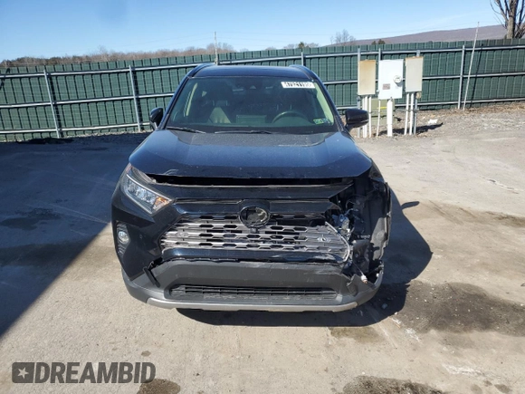 2019 Toyota RAV4 Limited with VIN JTMN1RFV2KD518441, listed as a Copart auction lot 47521195 with 67,063 mi miles and Clean Title. Bid and sale history available at carsss.com. Image 5.