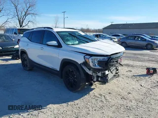 2022 GMC Terrain SLE with VIN 3GKALMEV8NL239768, listed as a IAAI auction lot 41574669 with 23,160 mi miles. Bid and sale history available at carsss.com. Image 1.