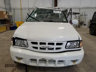 2001 Isuzu Rodeo S with VIN 4S2CK58W114324439, listed as a Copart auction lot 70426714 with Not Provided miles and Non Repairable. Bid and sale history available at DreamBid. Image 5.