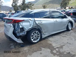 2017 Toyota Prius Plus z VIN JTDKARFP4H3035214, wystawiony jako IAAI lot #41952143 z przebiegiem 166 687 mil mil oraz . Historia ofert i sprzedaży dostępna na DreamBid. Obrazek 4.