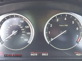 2015 BMW 5 Series 528i with VIN WBA5A5C59FD524043, listed as a IAAI auction lot 42023892 with 94,216 mi miles and . Bid and sale history available at carsss.com. Image 7.