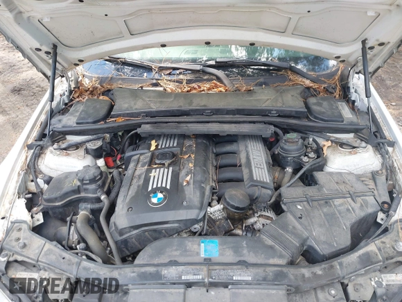 2011 BMW 3 Series 328i xDrive with VIN WBAPK5C50BA655878, listed as a IAAI auction lot 42780068 with 95,950 mi miles and . Bid and sale history available at DreamBid. Image 10.