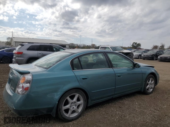 2002 Nissan Altima SE with VIN 1N4BL11D32C115027, listed as a Copart auction lot 77227734 with 140,798 mi miles and Salvage Title. Bid and sale history available at carsss.com. Image 3.