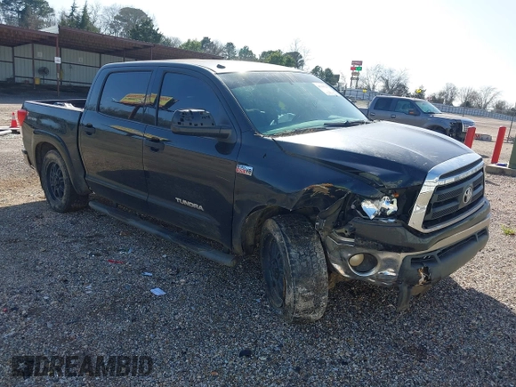 2013 Toyota Tundra 4WD Truck with VIN 5TFDW5F17DX275780, listed as a IAAI auction lot 41710728 with 160,298 mi miles. Bid and sale history available at carsss.com. Image 1.