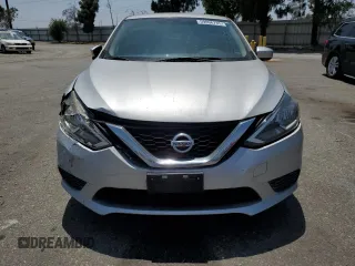 2017 Nissan Sentra S z VIN 3N1AB7APXHY258923, wystawiony jako Copart lot #59006785 z przebiegiem 89 299 mil mil oraz Szkoda całkowita • Salvage title. Historia ofert i sprzedaży dostępna na DreamBid. Obrazek 5.