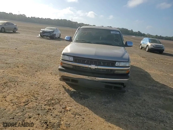 2000 Chevrolet Silverado 1500 LS with VIN 2GCEC19T2Y1357759, listed as a Copart auction lot 71318073 with 241,115 mi miles and Non Repairable. Bid and sale history available at carsss.com. Image 10.