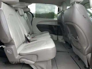 2018 Chrysler Pacifica Touring L with VIN 2C4RC1BG4JR204001, listed as a Copart auction lot 51656875 with 166,354 mi miles and Salvage Title. Bid and sale history available at DreamBid. Image 12.