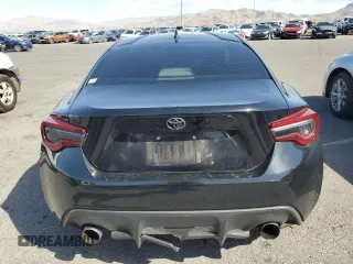 2017 Toyota 86 с VIN JF1ZNAA11H8703552, выставлен на аукционе Copart как лот 56208805 с пробегом 92 854 миль миль и Списание • Salvage title. История ставок и продаж доступна на DreamBid. Изображение 6.