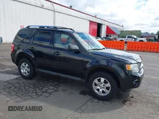 2011 Ford Escape Limited z VIN 1FMCU0E74BKB27716, wystawiony jako IAAI lot #42078584 z przebiegiem 213 689 mil mil oraz . Historia ofert i sprzedaży dostępna na DreamBid. Obrazek 1.