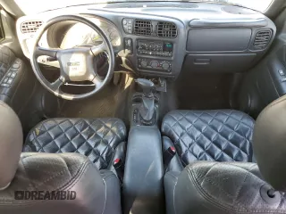 2000 GMC Jimmy SLE Convenience with VIN 1GKDT13WXY2248355, listed as a Copart auction lot 75437384 with 188,694 mi miles and Salvage Title. Bid and sale history available at carsss.com. Image 8.