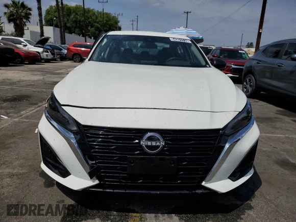 2025 Nissan Altima SV with VIN 1N4BL4DV8SN374929, listed as a Copart auction lot 54321715 with 3,562 mi miles and Salvage Title. Bid and sale history available at DreamBid. Image 5.