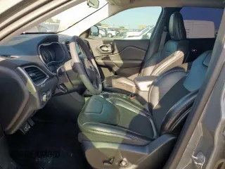 2020 Jeep Cherokee Latitude Plus with VIN 1C4PJLLB3LD577645, listed as a Copart auction lot 52131195 with 38,340 mi miles and Salvage Title. Bid and sale history available at carsss.com. Image 7.