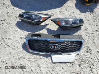 2019 Kia Sorento EX Sport V6 with VIN 5XYPH4A54KG608240, listed as a Copart auction lot 44384925 with 34,445 mi miles and Salvage Title. Bid and sale history available at carsss.com. Image 13.