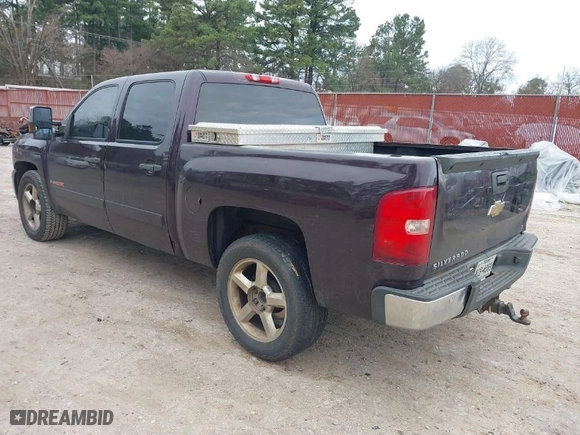 2008 Chevrolet Silverado 1500 LTZ with VIN 2GCEC13Y281121522, listed as a IAAI auction lot 41636172 with 274,769 mi miles. Bid and sale history available at carsss.com. Image 3.