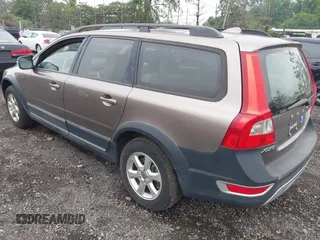 2008 Volvo XC70 z VIN YV4BZ982981006200, wystawiony jako IAAI lot #42435051 z przebiegiem 167 129 mil mil oraz . Historia ofert i sprzedaży dostępna na DreamBid. Obrazek 3.
