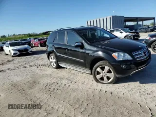 2009 Mercedes-Benz M 350 z VIN 4JGBB56E49A521079, wystawiony jako Copart lot #42608745 z przebiegiem 100 214 mil mil oraz Szkoda całkowita • Salvage title. Historia ofert i sprzedaży dostępna na DreamBid. Obrazek 11.