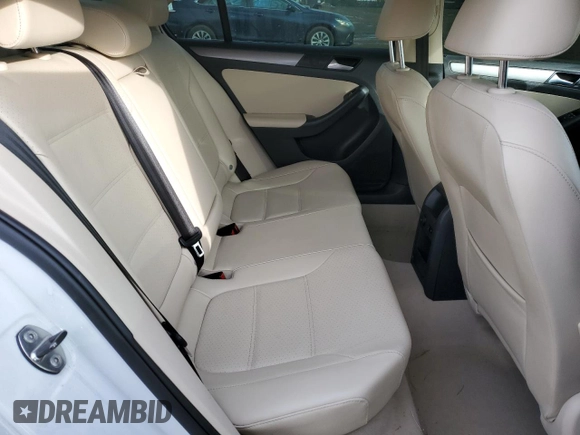 2013 Volkswagen Jetta TDI w/Premium/Nav with VIN 3VWLL7AJ0DM413816, listed as a Copart auction lot 44516015 with 110,918 mi miles and Salvage title. Bid and sale history available at DreamBid. Image 11.