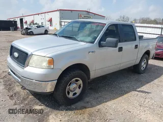 2008 Ford F-150 XL with VIN 1FTRW14W08FA40064, listed as a IAAI auction lot 41809653 with 230,450 mi miles. Bid and sale history available at carsss.com. Image 2.