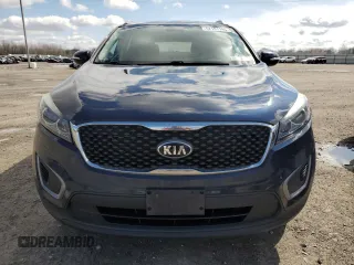 2016 Kia Sorento LX with VIN 5XYPG4A3XGG165181, listed as a Copart auction lot 52191195 with 115,573 mi miles and Clean Title. Bid and sale history available at DreamBid. Image 5.