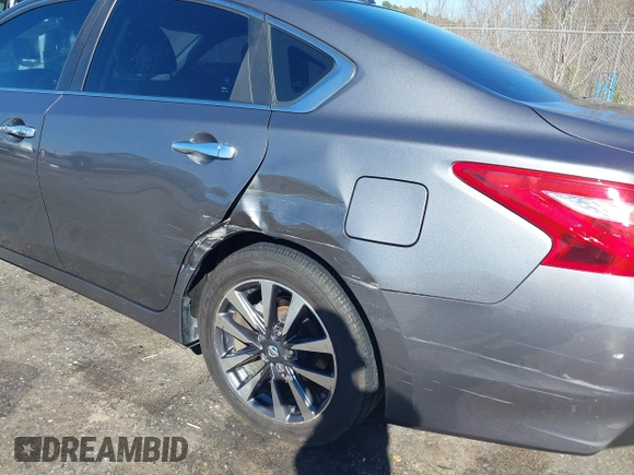 2016 Nissan Altima S z VIN 1N4AL3AP8GC139770, wystawiony jako IAAI lot #41750812 z przebiegiem 116 717 mil mil oraz . Historia ofert i sprzedaży dostępna na DreamBid. Obrazek 6.