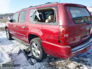 2012 Chevrolet Suburban LTZ with VIN 1GNSKKE77CR272718, listed as a IAAI auction lot 41383013 with 192,639 mi miles. Bid and sale history available at carsss.com. Image 14.