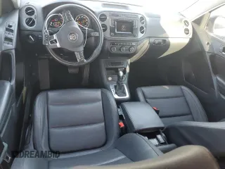 2016 Volkswagen Tiguan R-Line z VIN WVGAV7AX5GW601255, wystawiony jako Copart lot #56793705 z przebiegiem 159 703 mil mil oraz Tytuł czysty. Historia ofert i sprzedaży dostępna na DreamBid. Obrazek 8.