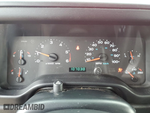 2005 Jeep Wrangler X z VIN 1J4FA39S15P337816, wystawiony jako Copart lot #55957725 z przebiegiem 107 030 mil mil oraz Szkoda całkowita • Salvage title. Historia ofert i sprzedaży dostępna na DreamBid. Obrazek 9.