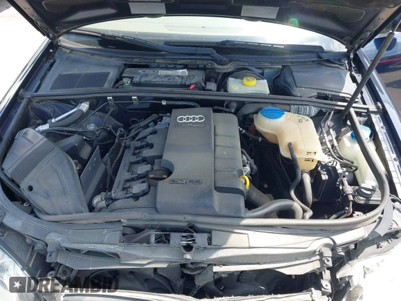 2007 Audi A4 2.0T with VIN WAUAF78E27A207843, listed as a IAAI auction lot 42033988 with 166,453 mi miles. Bid and sale history available at carsss.com. Image 10.