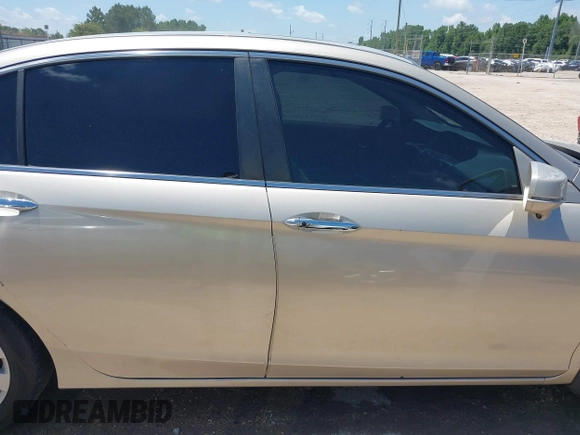2013 Honda Accord EX z VIN 1HGCR2F78DA272736, wystawiony jako IAAI lot #42190689 z przebiegiem 127 175 mil mil oraz . Historia ofert i sprzedaży dostępna na DreamBid. Obrazek 14.