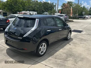 2013 Nissan LEAF SL z VIN 1N4AZ0CP1DC419682, wystawiony jako Copart lot #60667805 z przebiegiem 84 723 mil mil oraz Czysty tytuł • Clean title. Historia ofert i sprzedaży dostępna na DreamBid. Obrazek 4.