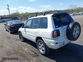1999 Toyota RAV4 with VIN JT3HP10V2X7144607, listed as a IAAI auction lot 41981418 with 262,631 mi miles. Bid and sale history available at carsss.com. Image 3.