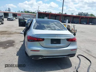 2021 Mercedes-Benz E 350 with VIN W1KZF8DB4MA977647, listed as a IAAI auction lot 42241573 with 33,666 mi miles and . Bid and sale history available at DreamBid. Image 17.