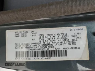 1993 Toyota Pickup z VIN 4TARN81AXPZ093111, wystawiony jako Copart lot #50526505 z przebiegiem 163 893 mil mil oraz Szkoda całkowita • Salvage title. Historia ofert i sprzedaży dostępna na DreamBid. Obrazek 12.