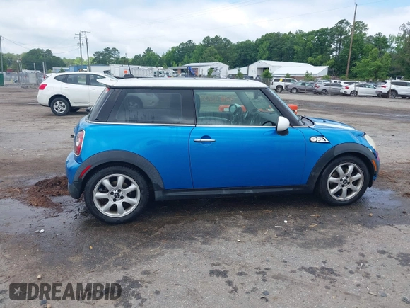2010 MINI Hardtop S with VIN WMWMF7C55ATW88946, listed as a IAAI auction lot 42443200 with 104,953 mi miles and . Bid and sale history available at DreamBid. Image 13.