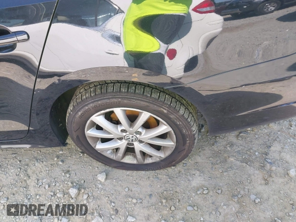 2013 Volkswagen Jetta SE z VIN 3VWDP7AJ5DM432371, wystawiony jako IAAI lot #42607003 z przebiegiem 172 077 mil mil oraz . Historia ofert i sprzedaży dostępna na DreamBid. Obrazek 12.