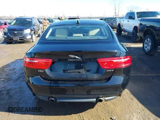 2018 Jaguar XE 25t Premium with VIN SAJAD4FX3JCP20138, listed as a IAAI auction lot 41441120 with 52,795 mi miles. Bid and sale history available at carsss.com. Image 16.