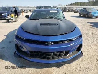 2022 Chevrolet Camaro LT1 with VIN 1G1FE1R73N0133675, listed as a Copart auction lot 46100305 with 0 mi miles and Salvage Title. Bid and sale history available at carsss.com. Image 5.