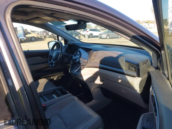 2018 Honda Odyssey Elite with VIN 5FNRL6H91JB052289, listed as a IAAI auction lot 41336068 with 94,685 mi miles and . Bid and sale history available at DreamBid. Image 5.