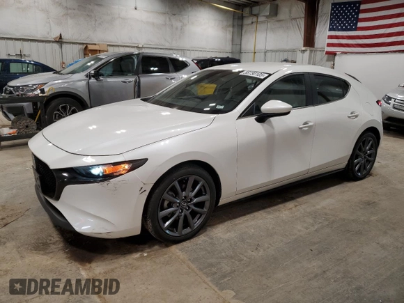 2020 Mazda 3 Preferred with VIN JM1BPBMM3L1172793, listed as a Copart auction lot 56730105 with 17,530 mi miles and Non repairable. Bid and sale history available at DreamBid. Image 1.