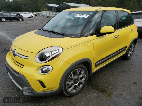 2014 FIAT 500L Trekking with VIN ZFBCFADH6EZ019868, listed as a Copart auction lot 79060774 with 93,118 mi miles and Salvage Title. Bid and sale history available at carsss.com. Image 1.