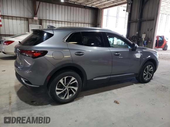 2022 Buick Envision Essence with VIN LRBFZPR45ND016319, listed as a Copart auction lot 80863234 with 47,493 mi miles and Salvage Title. Bid and sale history available at carsss.com. Image 3.