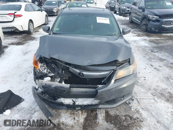 2013 Acura ILX with VIN 19VDE1F37DE022142, listed as a IAAI auction lot 41543026 with 152,967 mi miles. Bid and sale history available at carsss.com. Image 12.
