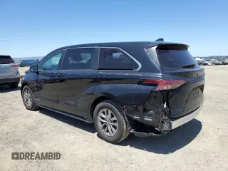 2021 Toyota Sienna LE с VIN 5TDKRKECXMS056186, выставлен на аукционе Copart как лот 57357395 с пробегом 30 580 миль миль и Списание • Salvage title. История ставок и продаж доступна на DreamBid. Изображение 2.