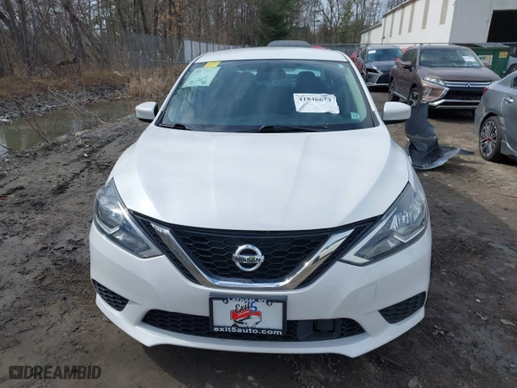 2019 Nissan Sentra SR with VIN 3N1AB7AP3KY380708, listed as a IAAI auction lot 41846673 with 35,440 mi miles. Bid and sale history available at carsss.com. Image 12.