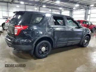 2015 Ford Utility Police Interceptor with VIN 1FM5K8AR6FGC52505, listed as a Copart auction lot 61448574 with 0 mi miles and Salvage Title. Bid and sale history available at carsss.com. Image 3.