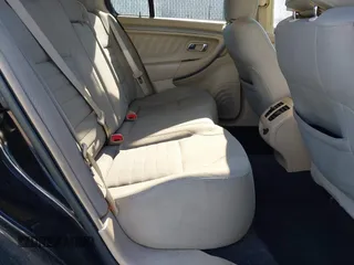 2017 Ford Taurus SE with VIN 1FAHP2D83HG110298, listed as a IAAI auction lot 41711940 with 110,022 mi miles and . Bid and sale history available at DreamBid. Image 8.